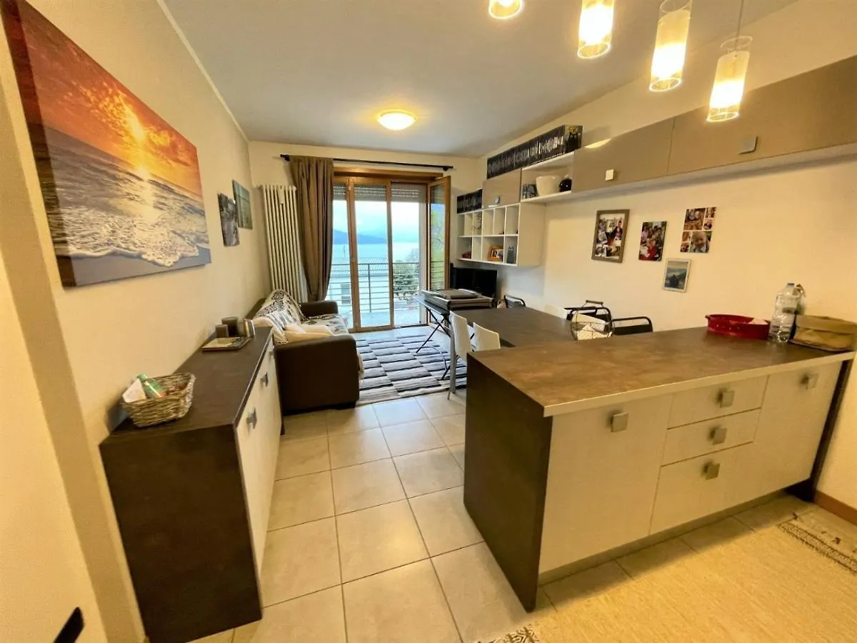 Modern Apartment In Residence With Pool Джера-Ларио
