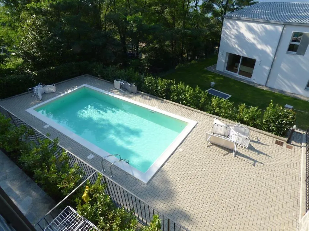 Modern Apartment In Residence With Pool Gera Lario